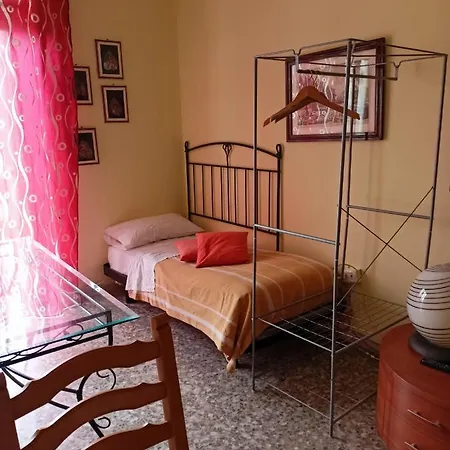 In Sicily 2 Apartment *
