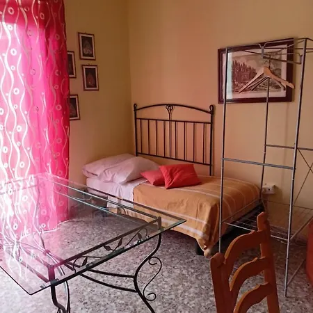In Sicily 2 Apartment *