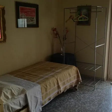 In Sicily 2 Apartment *