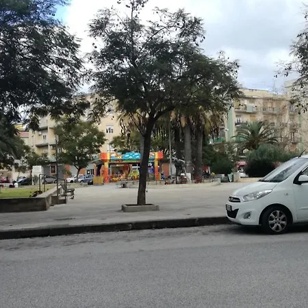 In Sicily 2 * Syracuse